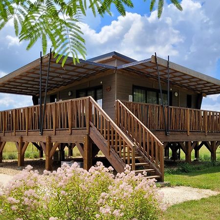 Les Chalets Du Moulin De Valade Condat-sur-Trincou Ngoại thất bức ảnh